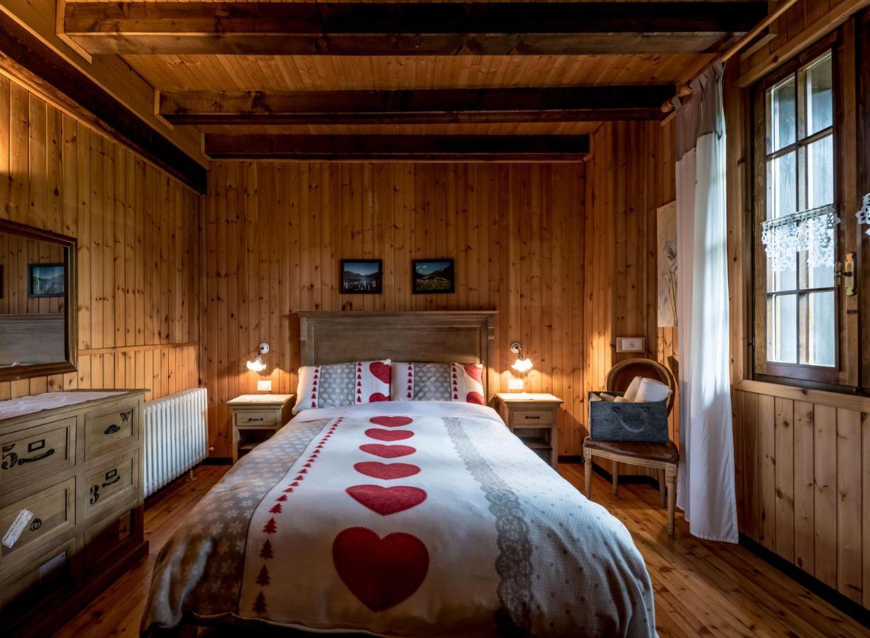 Villa Chalet Silenthia à Lenzumo di Concei Extérieur photo