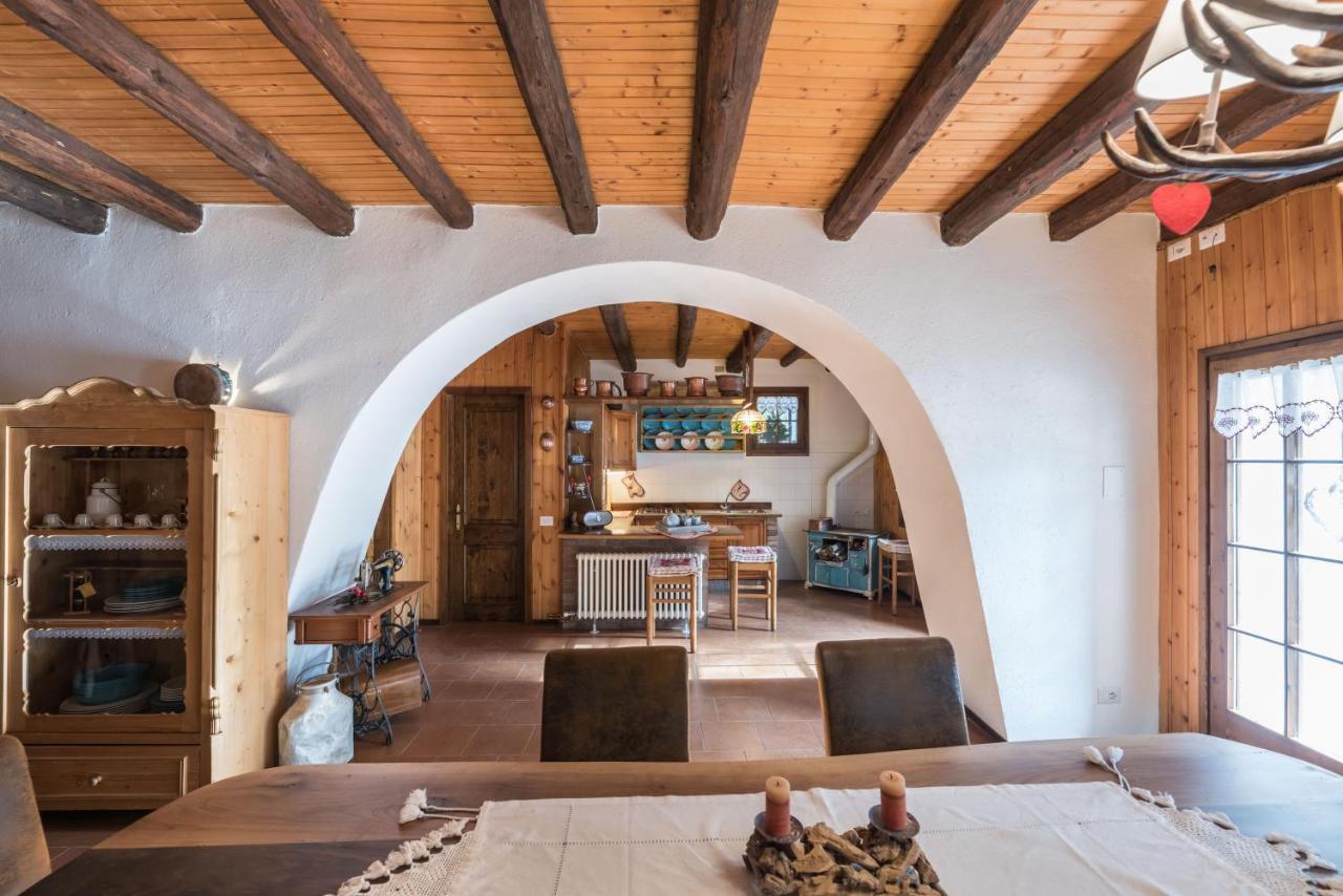 Villa Chalet Silenthia à Lenzumo di Concei Extérieur photo