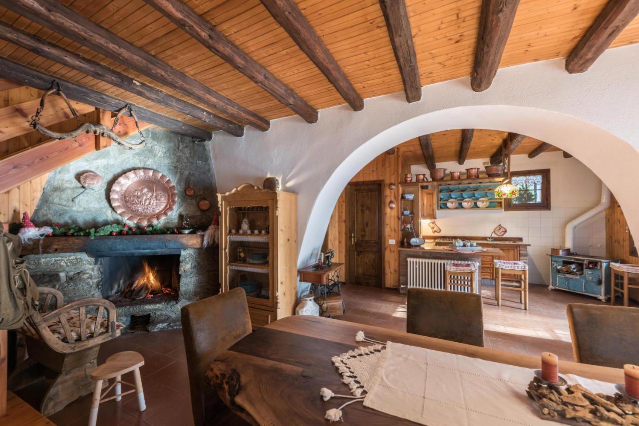 Villa Chalet Silenthia à Lenzumo di Concei Extérieur photo